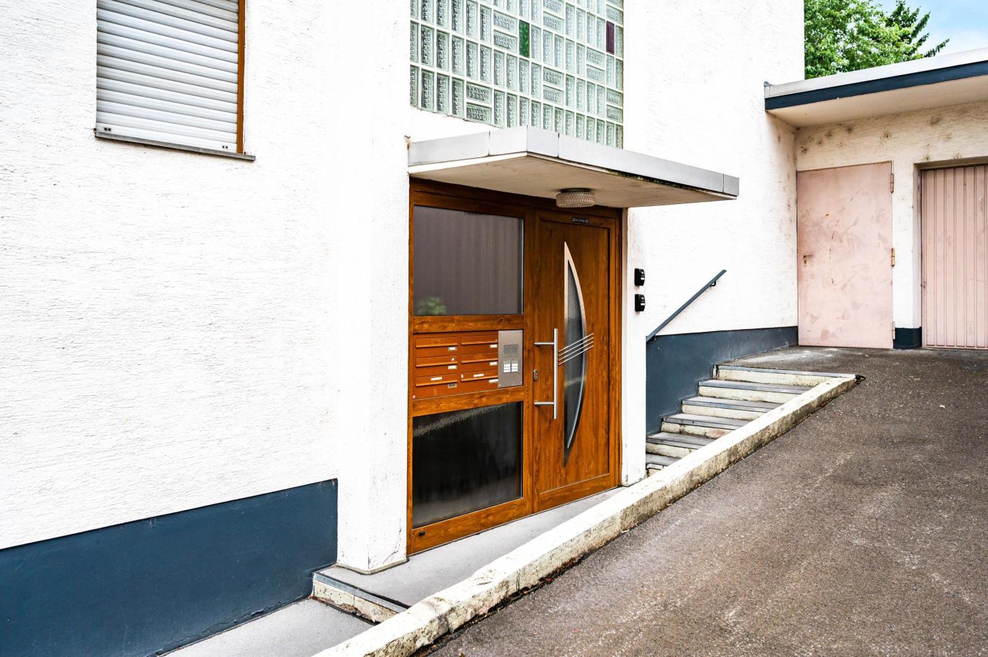Ruhiges Und Zentrales Apartment In Huettenfeld Lampertheim Eksteriør bilde